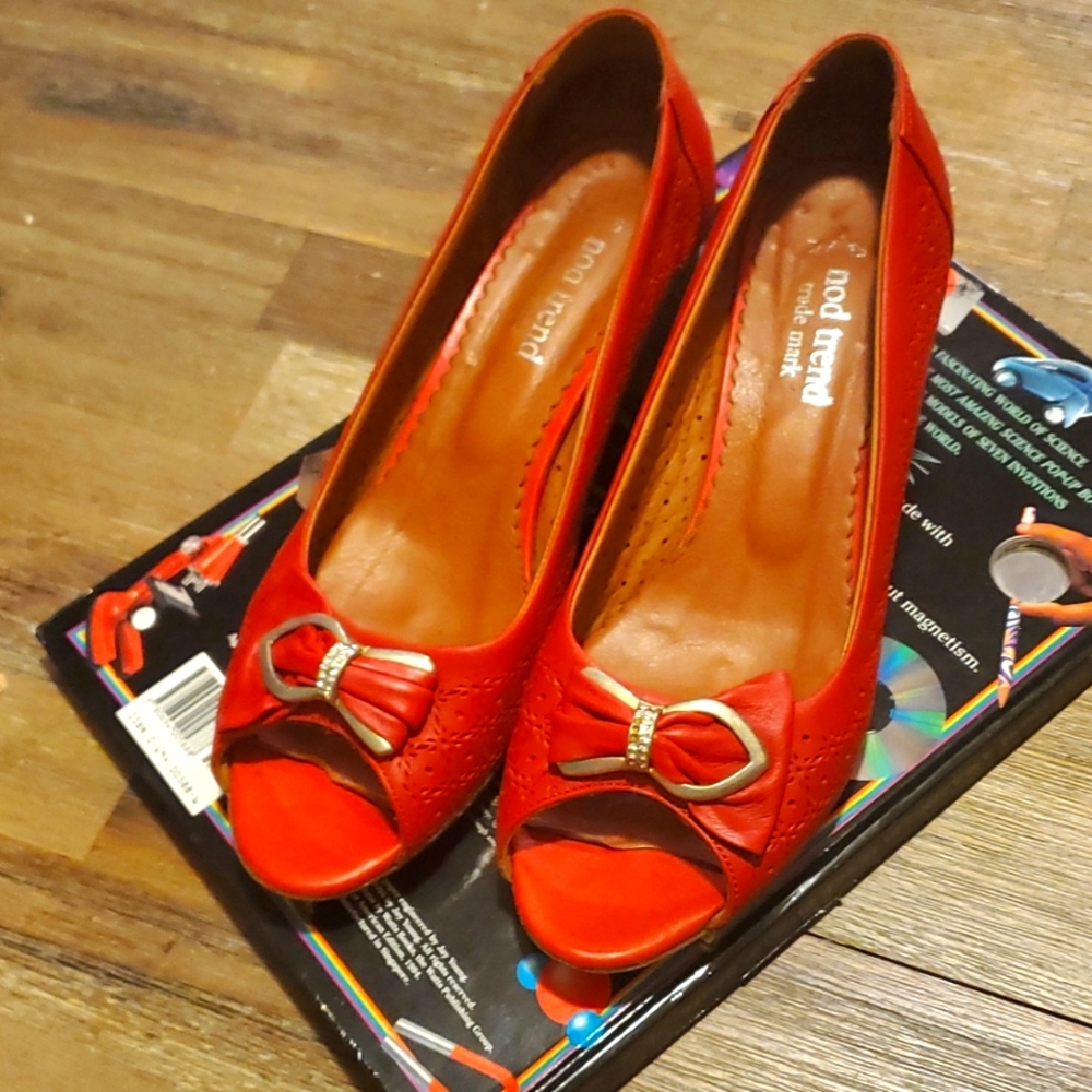 Leather open toe shoes, red (worn once)